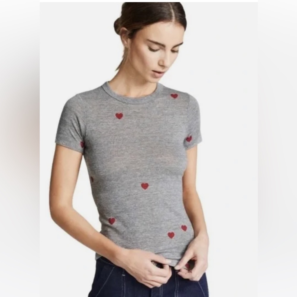 CHASER TShirt Women XS Heather Gray Short Sleeve Crew Scatter Heart Print Tee